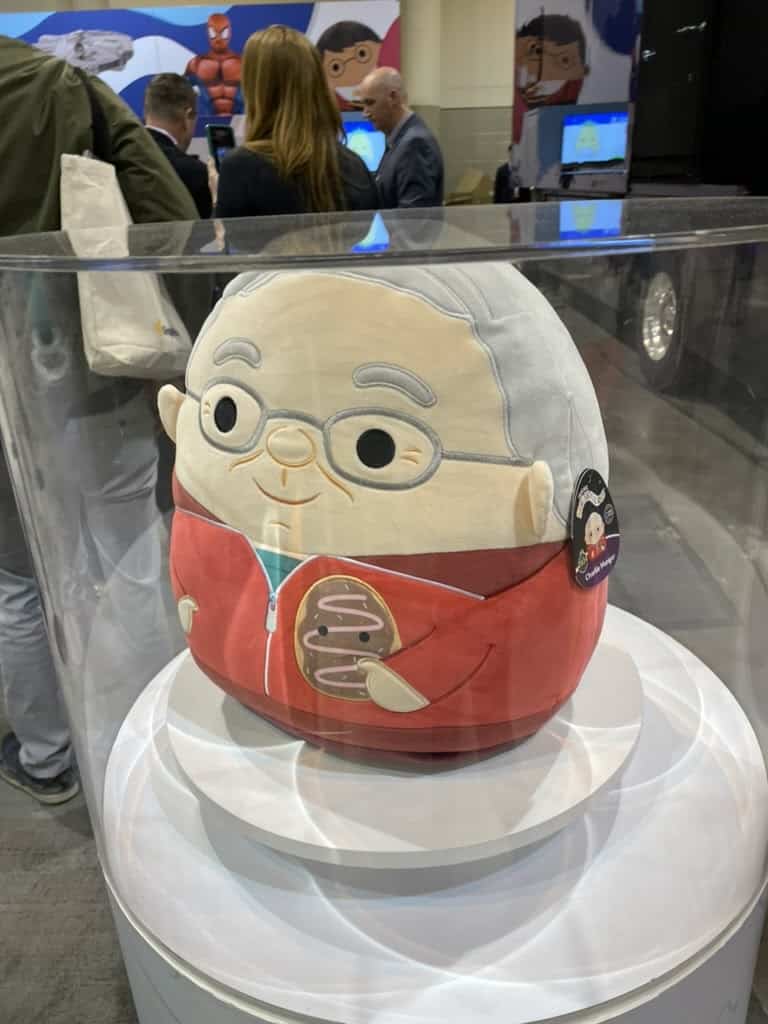 Warren Buffett and Charlie Munger Squishmallows.